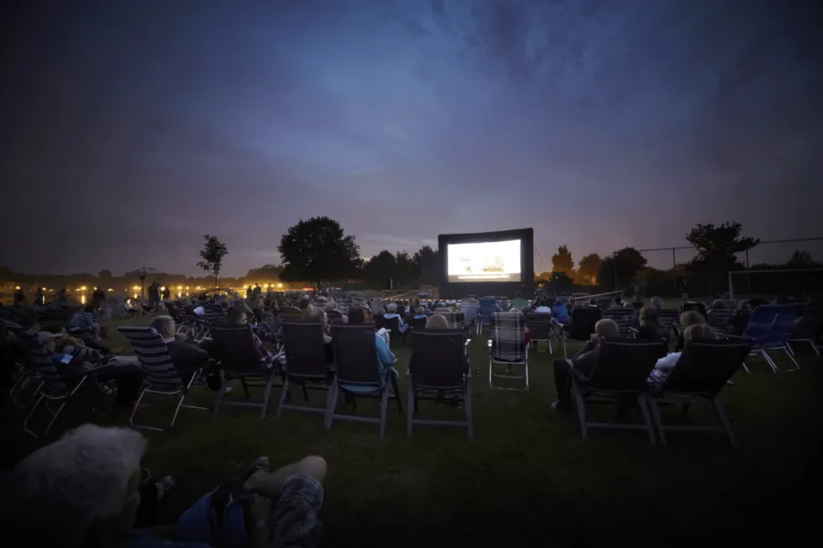 12 Outdoor Cinema 5 V2