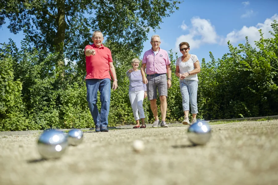 15 Senioren Jeu De Boules HR