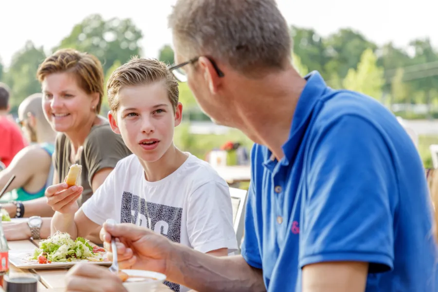 2017 Wijde Blick eten vader zoon