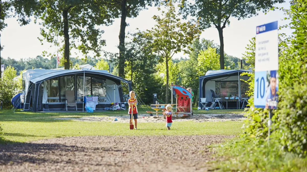 Comfortplaatsen kindjes spelen HR