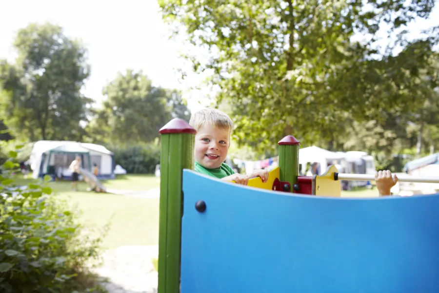 13 Kamperen kinderen tent 2 HR 4